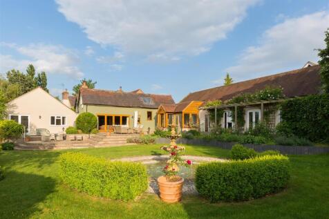 Perrymill house-20250522-exterior-7.jpg