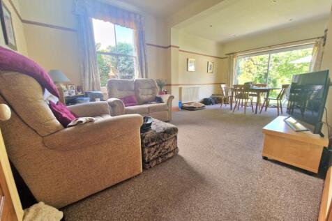 Family/Dining Room