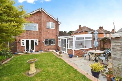 Garden & Rear
