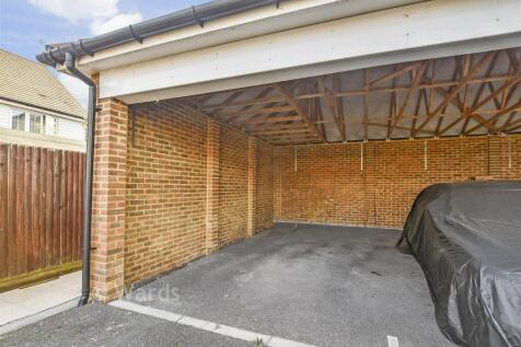 Driveway/Parking
