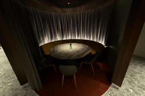 Communal seating