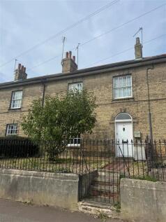 4 Bedroom House in IP19 8ER