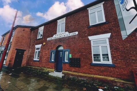 HMO for Sale with 7 Bedrooms