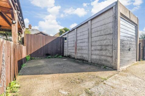 Driveway/Parking