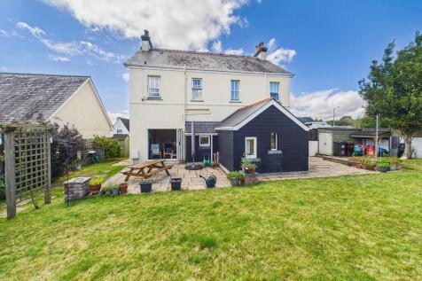 CAM02089G0-PR0561...