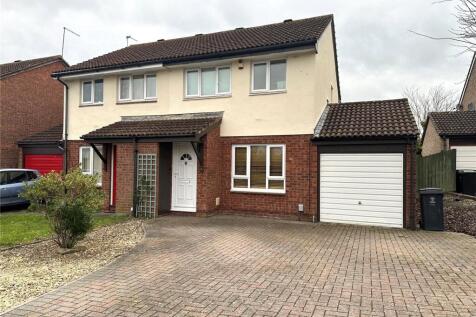 3 Bedroom Semi-Detached in SN5 6AL