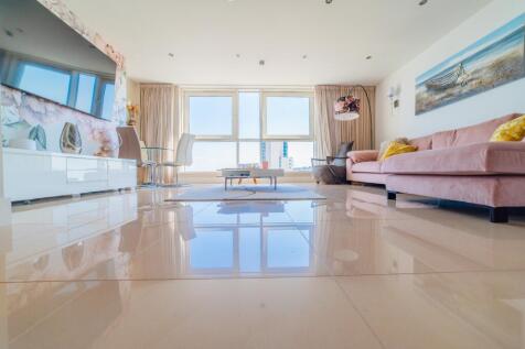 Award-winning Media team on EVERY Listing_12