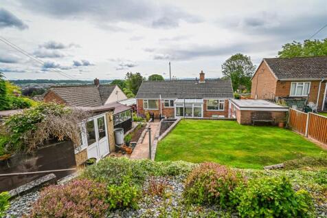 40 Ludlow Road-12.jpg