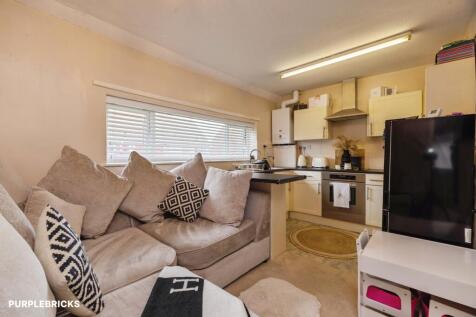 Apartment Living Rm