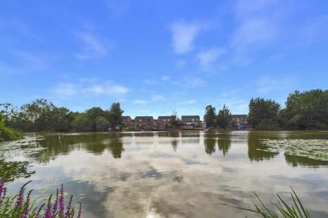 CAM05451G0-PR0195-STILL024.jpg