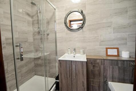 Bramble Cottage Bedroom 1 Ensuite