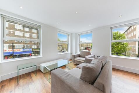 Living Area - Comro