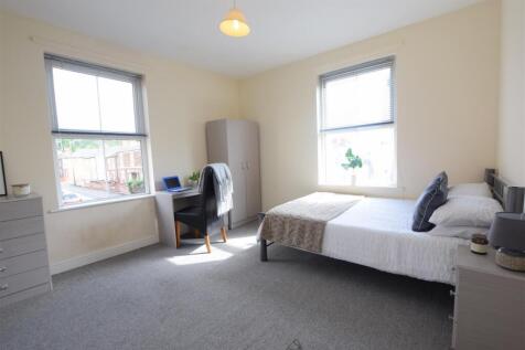 3 Bedroom Terraced in LN1 1QA