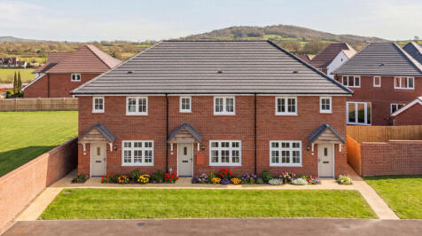 Street scene image at Royal Oaks at Gillingham Meadows
