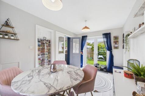 Dining Room/Play Room