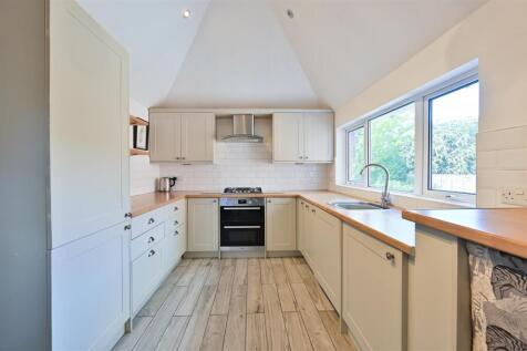 20b Douglas Road-2.jpg