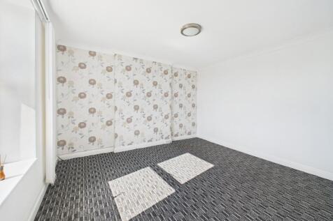 CAM02089G0-PR0573...