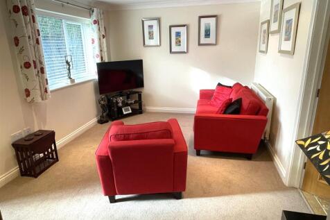 Sitting Room 1.JPG