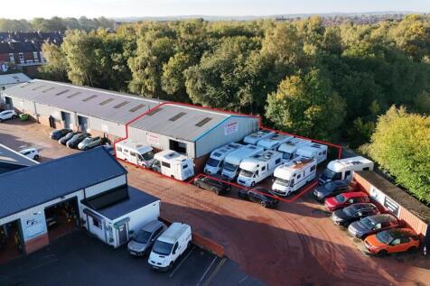 Light Industrial to rent in balby