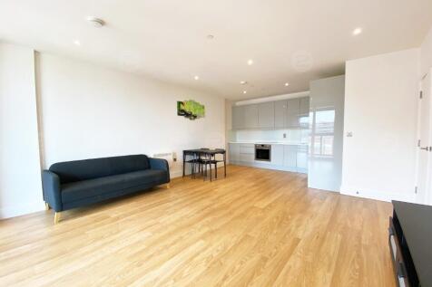 ***AVAILABLE on 28th Sep***Now BY ZUKER*** Well presented this modernly designed 2 Bed / 2 Bath with balcony apartment at TIMBERYARD by Galliard.