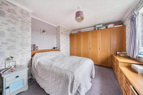 1376847-3-690b514...