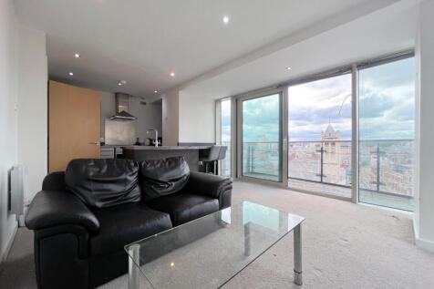 Want to be in the heart of the city centre? You couldn't get more central than the popular K2 development! This furnished property in the highly desired K2 development is well presented and comprises