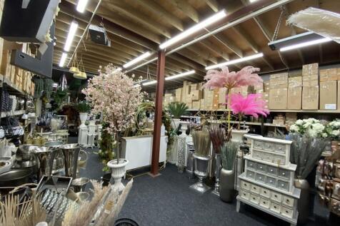 Unit 12 Metro Centre  Isleworth 5 Copy.jpg