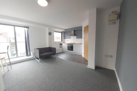 Flat in SA1 5LF