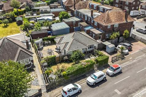 2a Elm Park-023.JPG