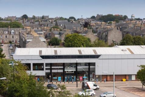 H6177-RCA 5 6 7 8-Street-Scene