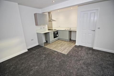 Apt 3 72 Brookhill Street - Kitch1.JPG