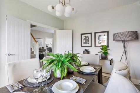 A wonderful space for entertaining friends and family