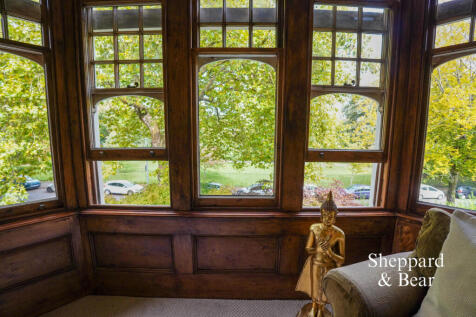 Living room bay window