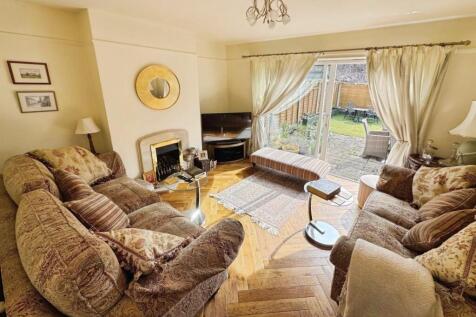 Living Room.jpeg