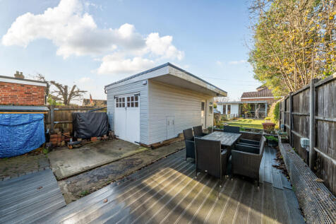 1385683-6-692f12a...