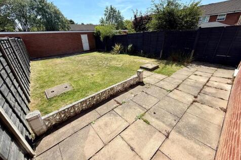 WR32 Garden.jpg
