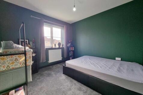 Bedroom 4: