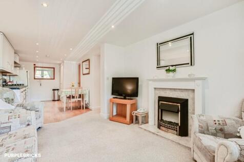 Lounge / Kitchen