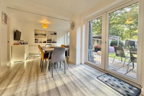 Dining/Family Space