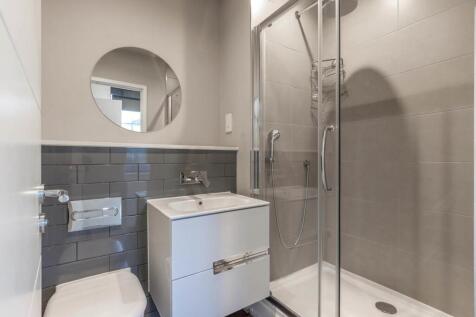 Ensuite bathroom