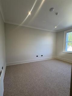 Office to rent in honley