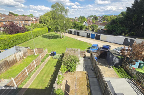 2 bed maisonette for sale Burnside Close, Barnet