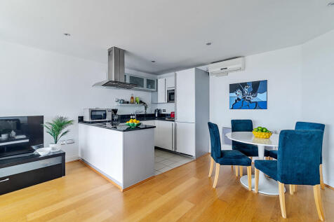 Visage_Apartments...