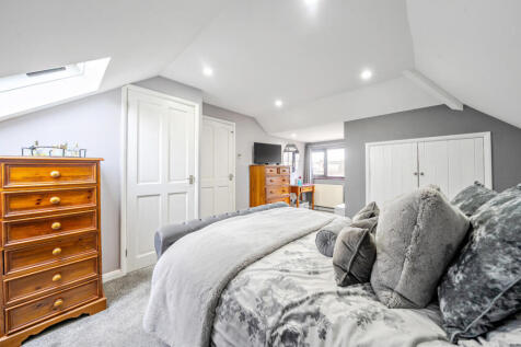 1357616-12-68e3b1...