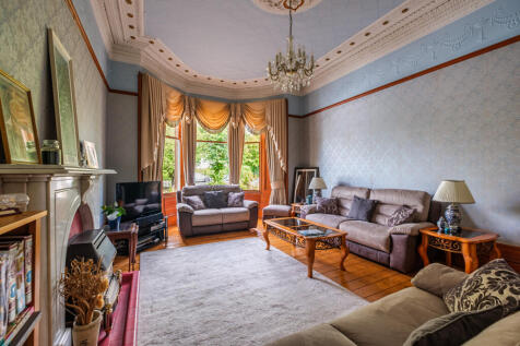 5 bed, 2 bath House in Glasgow - Photo 12