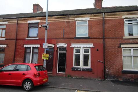 WITHIN 0.2 MILES OF TRANSPORT LINKS RUNNING TO THE CITY CENTRE AVAILABLE NOW. Consisting of two reception rooms, a kitchen, family bathroom, two double bedrooms and rear courtyard. Within 0.2 miles of