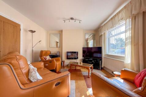 Lounge 1