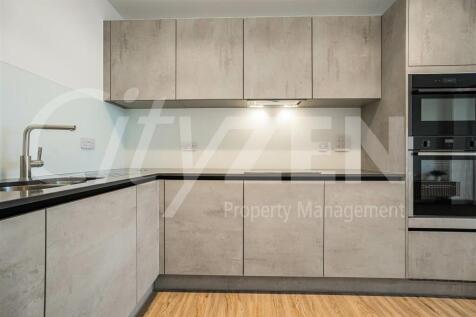 KITCHEN (SIMILAR FLAT)