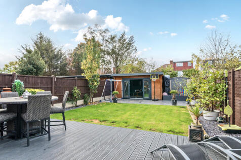 1370499-2-68f76af...