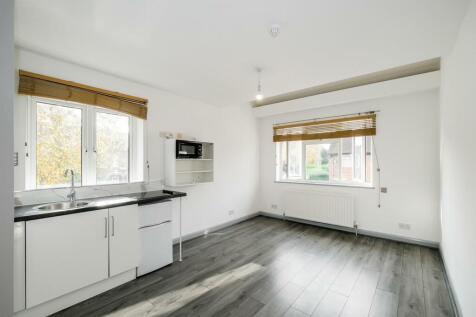 Studio 4, 84 Elphinstone Road-20_web.jpg